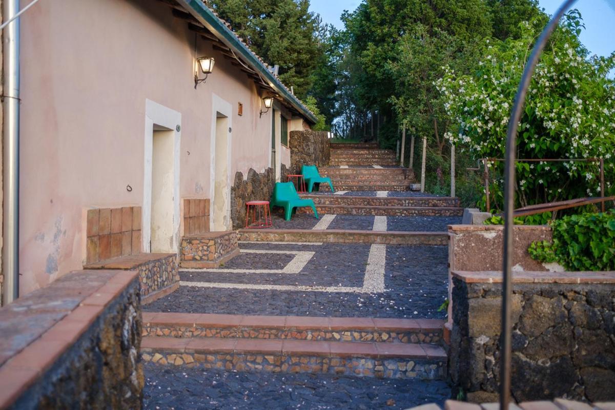 Il Giardino Di Efesto Vila Biancavilla Exterior foto